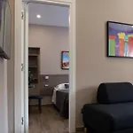 Famalu 4*