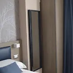 Famalu 4*