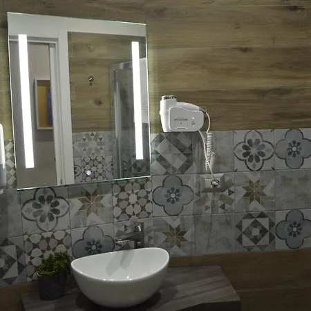 B&B Famalu